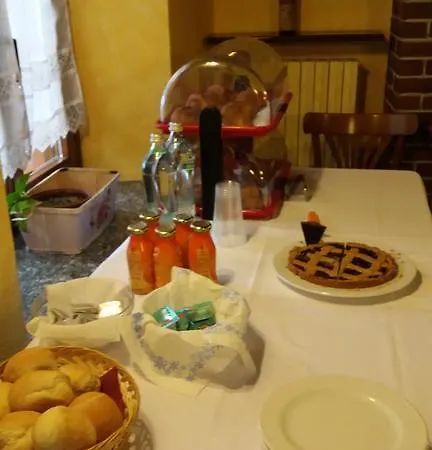 Casa Vacanze Da Edo Aparthotel Civate