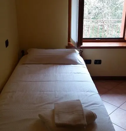 Ξενοδοχείο με διαμερίσματα Casa Vacanze Da Edo Civate