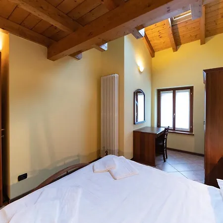 Ξενοδοχείο με διαμερίσματα Casa Vacanze Da Edo *