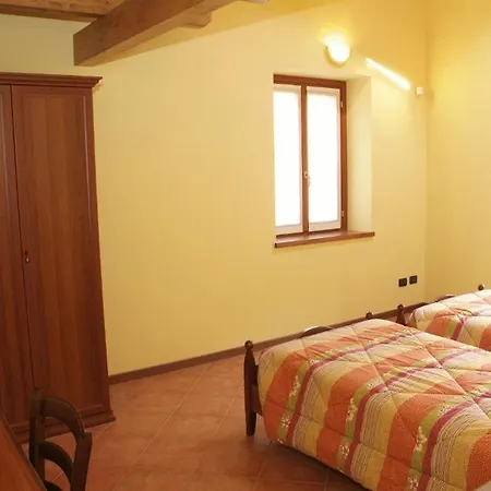 Casa Vacanze Da Edo Ξενοδοχείο με διαμερίσματα Civate